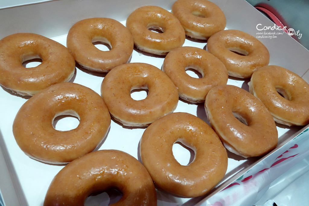 《信義》KrispyKreme 讓人趨之若鶩的好吃甜甜圈，快速通關免等待!
