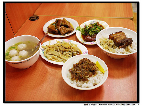《食記》黃記滷肉飯 – 台灣國寶！