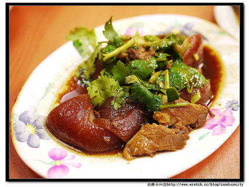 《食記》黃記滷肉飯 – 台灣國寶！