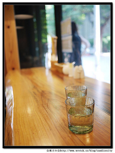 《松山》小樽手作咖啡館 – 悠閒早餐，咖啡好好喝唷!