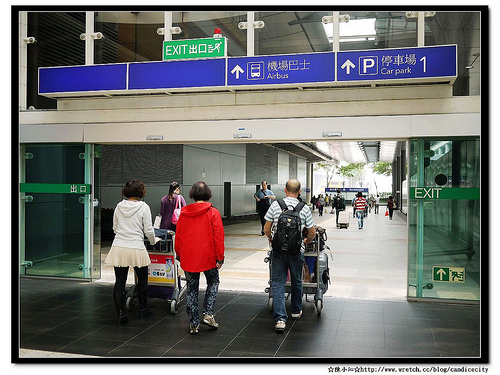 【2012香港自由行】香港機場 – 必備八達通卡+3G上網卡、搭機場巴士A21