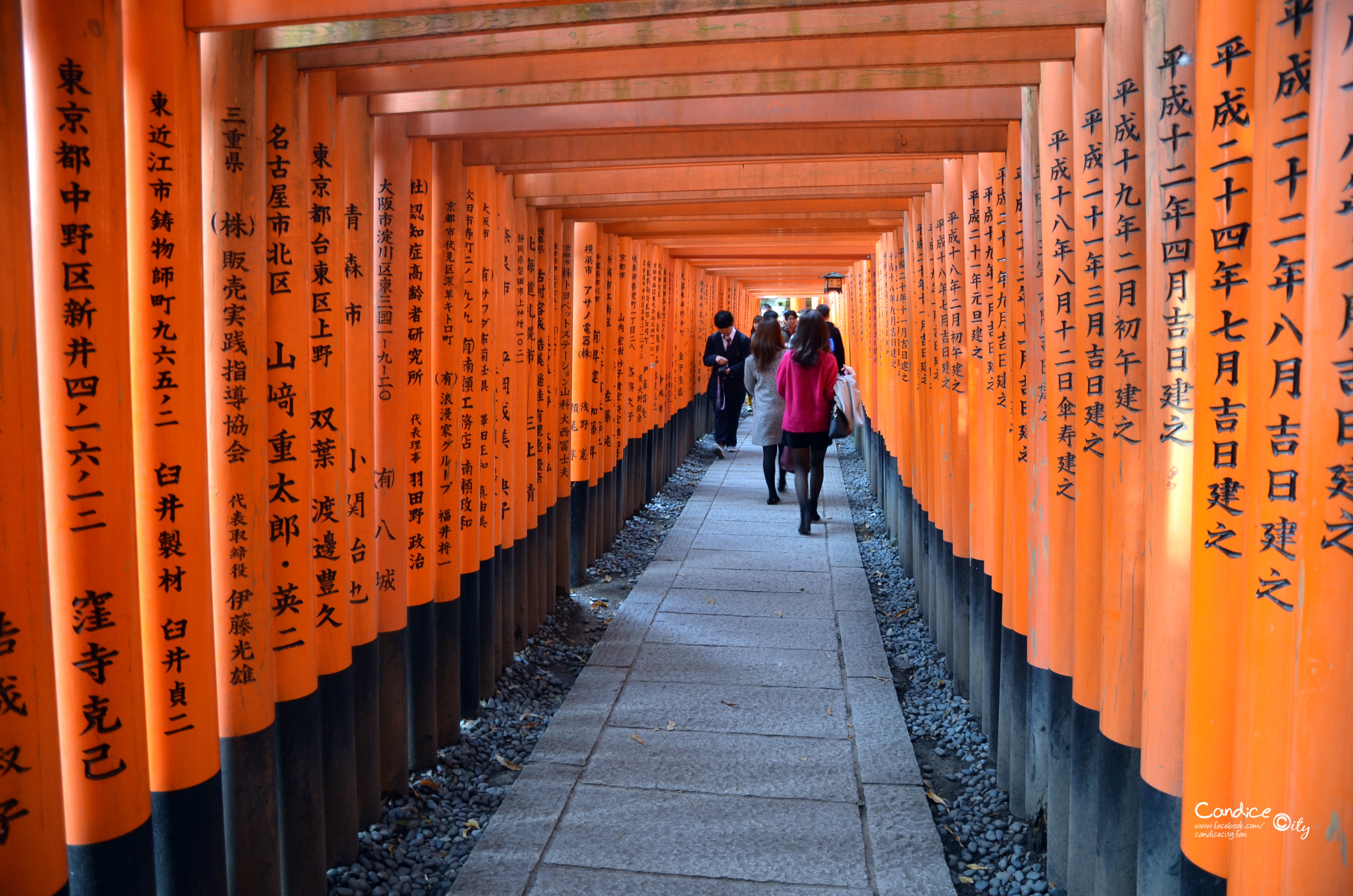 京都景點&hearts;伏見稻荷神社 京都必訪景點!好有日本FU~ @陳小沁の吃喝玩樂