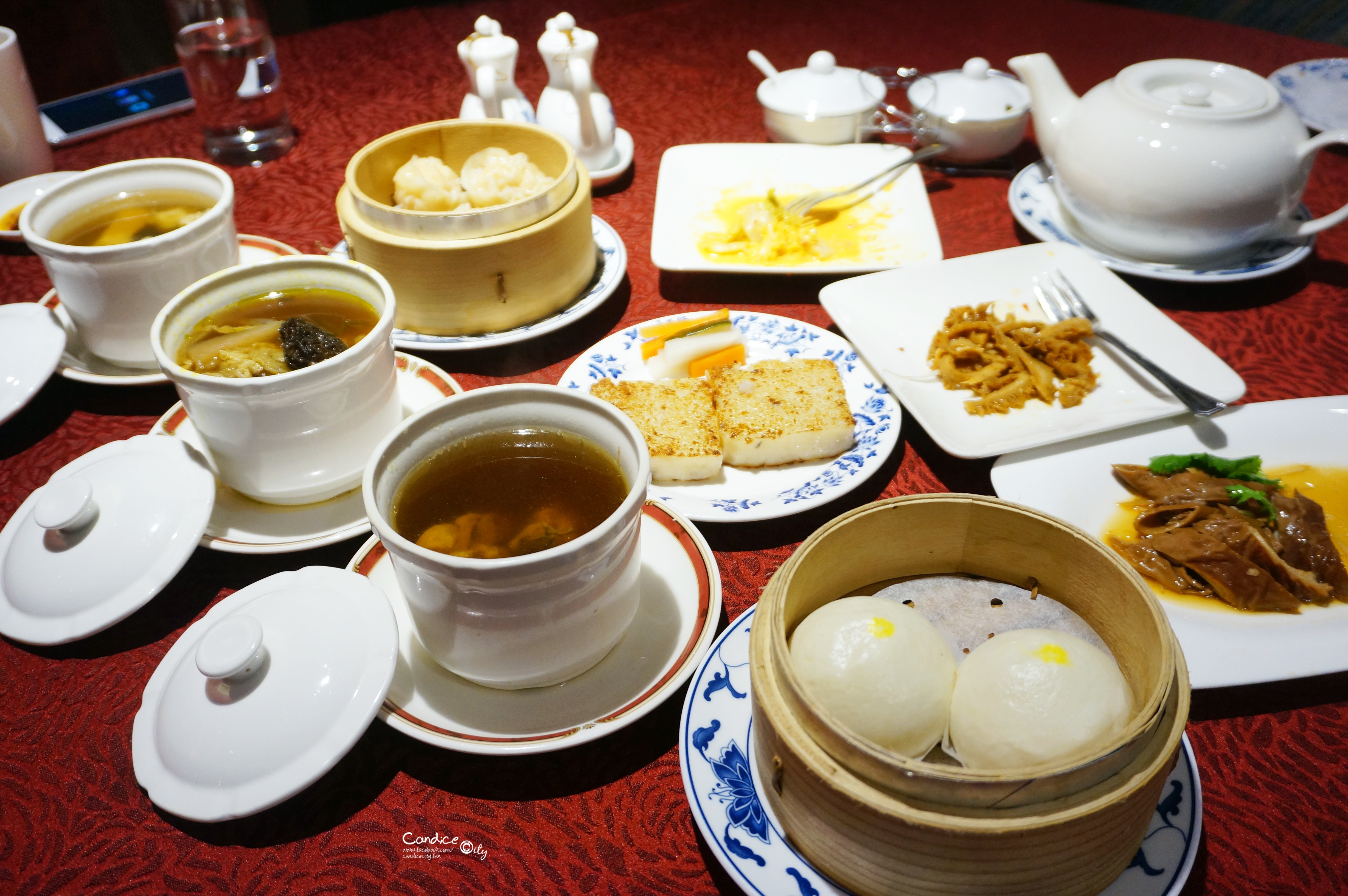 《台北車站》凱撒飯店王朝餐廳 CP值超高的港式飲茶套餐! @陳小沁の吃喝玩樂