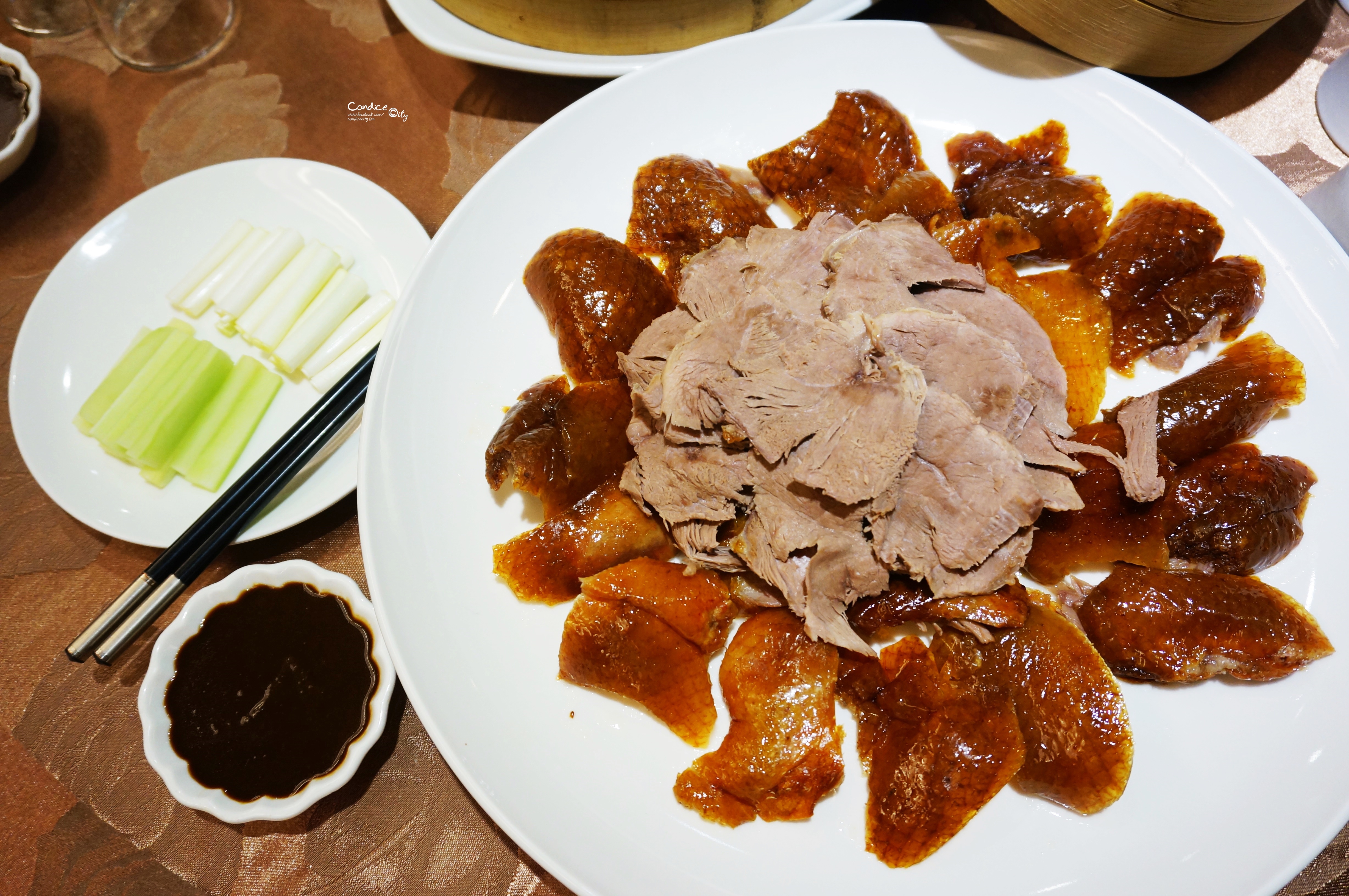 《東湖》享宴小廚 沒想到有這麼令人驚豔的北平烤鴨! @陳小沁の吃喝玩樂