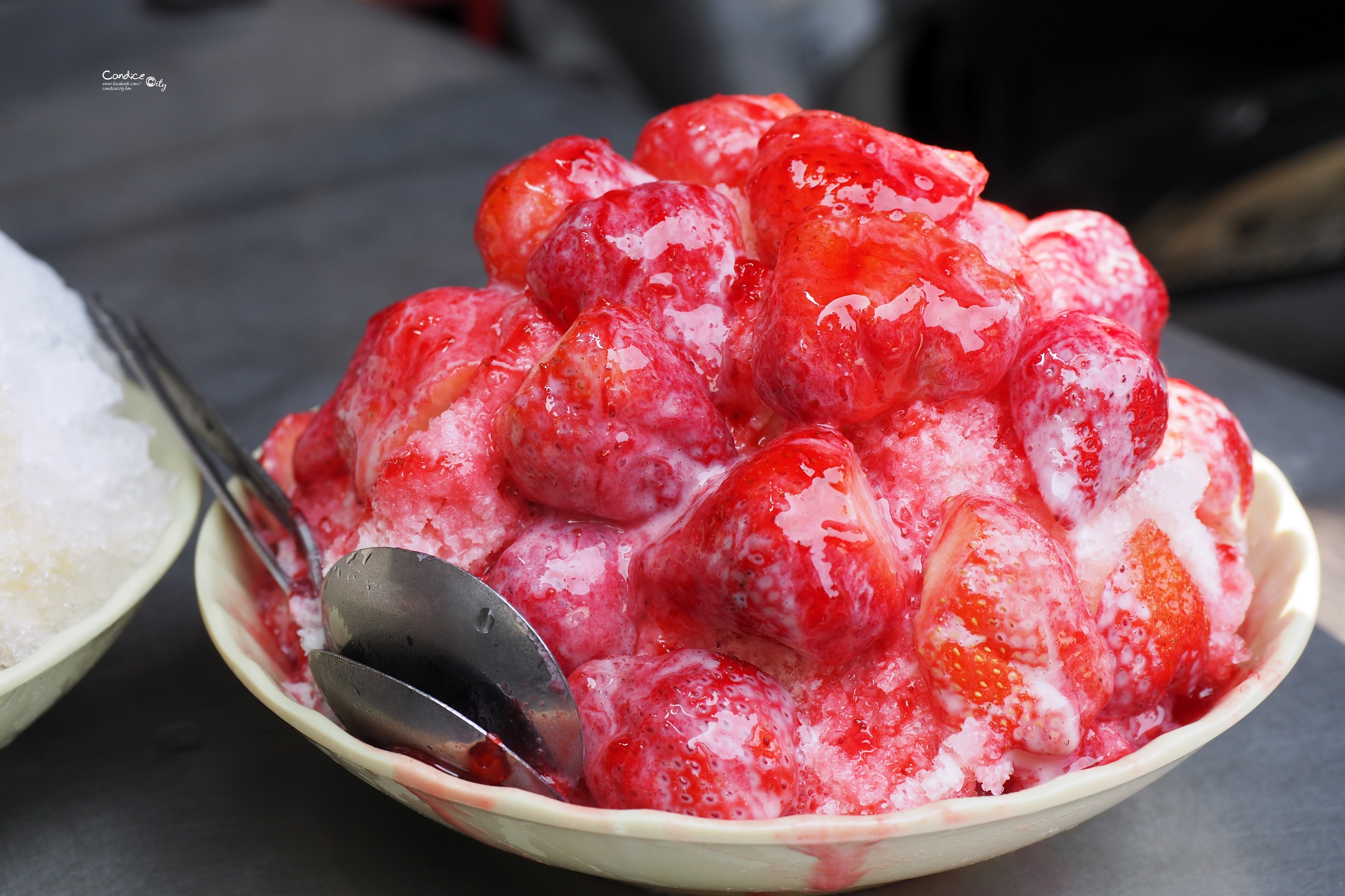 《台南》冰鄉草莓冰 排隊冰店!等好久但CP值很高(含菜單) @陳小沁の吃喝玩樂