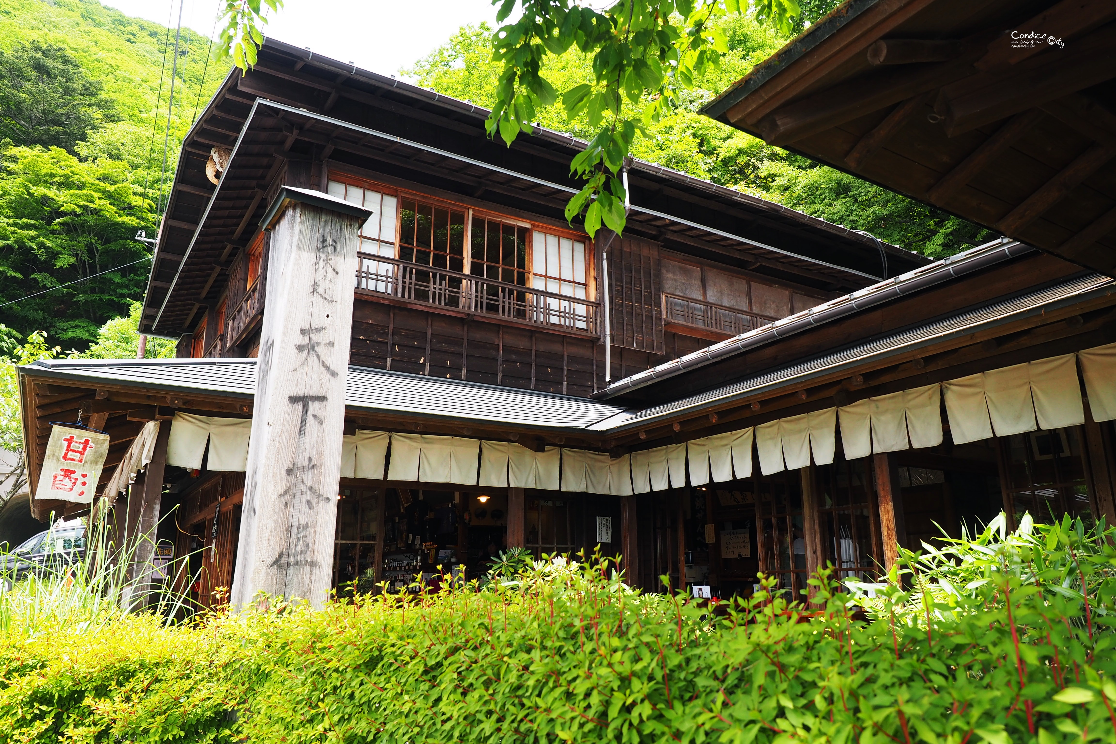 河口湖美食》御坂峠天下茶屋,河口湖富士山第一景觀餐廳! @陳小沁の吃喝玩樂