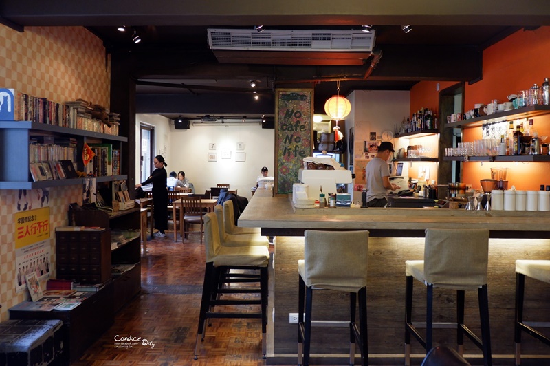 Homey’s cafe咖啡廳｜隱身老宅中超人氣東區不限時咖啡廳!