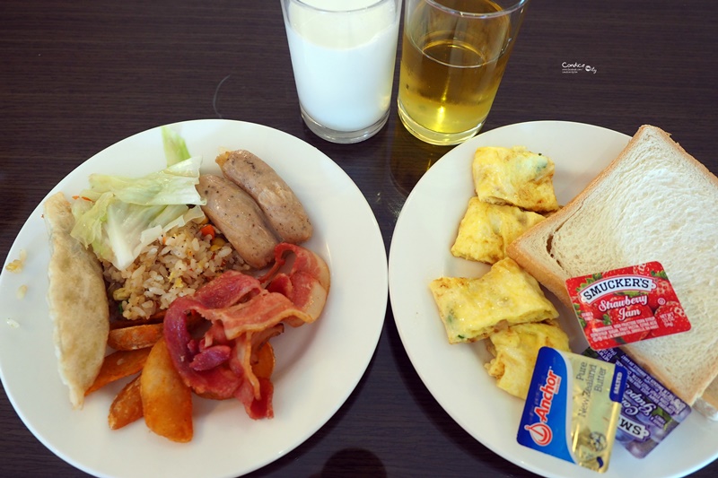 丹丹漢堡港和店｜高雄早餐推薦,鹹酥雞雞肉羹+漢堡好吃!
