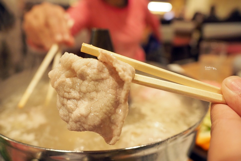 京都美食》豚しゃぶ英,涮涮鍋火鍋吃到飽,阿波豬和阿波雞超好吃!京都四条烏丸店