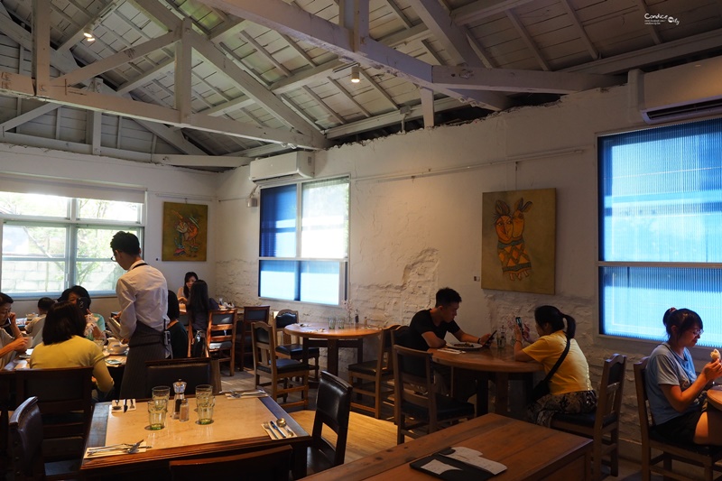 白房子Yang Ｍing Caf’e｜超美白色咖啡廳,陽明山美食,文化大學餐廳推薦!