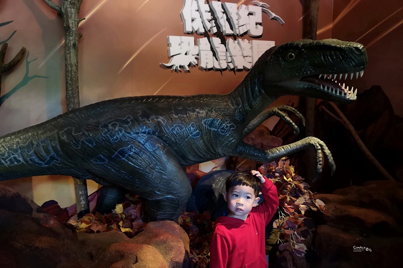 侏儸紀X恐龍樂園特展｜台北華山互動有趣的侏儸紀展!還可搭探險車看恐龍展喔!