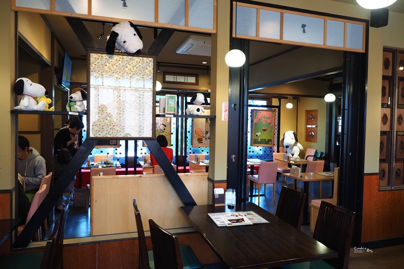 Snoopy 茶屋｜日式庭園,超可愛史努比陪你一起吃飯!由布院美食推薦!