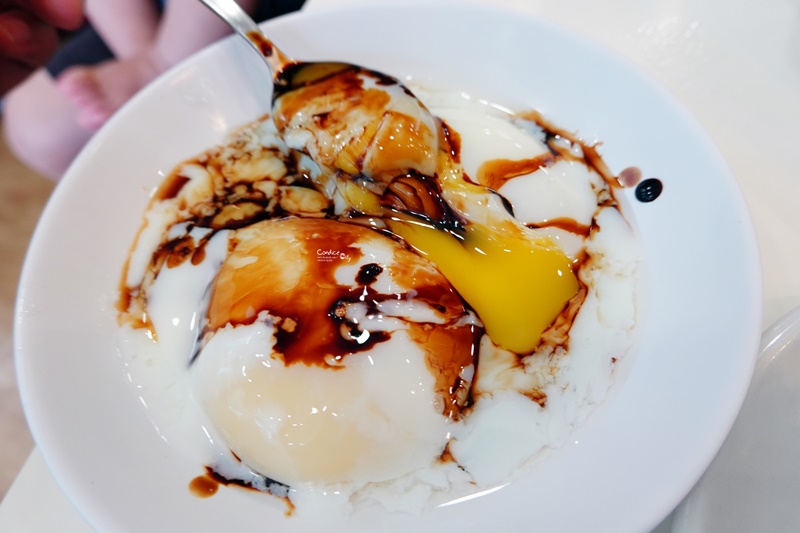 亞坤咖央吐司 克拉碼頭店｜超美味咖椰吐司,叻沙,新加坡早餐推薦!