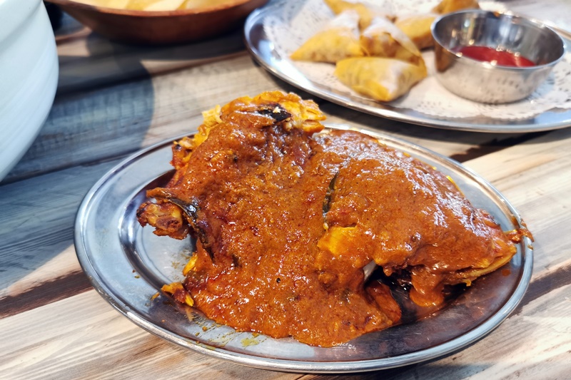 Muthu’s Curry｜新加坡必吃美食,咖哩魚頭配印度烤餅!小印度區美食!