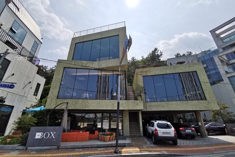 釜山the box cafe｜絕美風景咖啡廳,超好拍的釜山咖啡廳推薦!