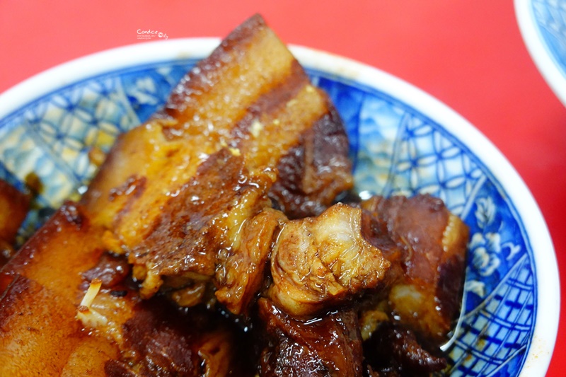 小王清湯瓜仔肉｜招牌香菇滷肉飯,非常好吃!華西街夜市美食!