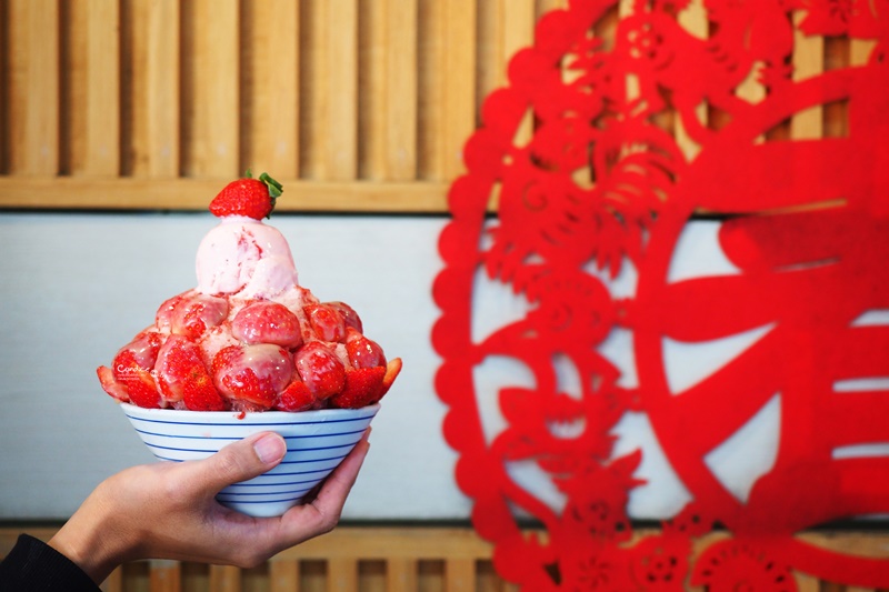有春冰菓室｜草莓季來囉!滿滿滿草莓冰好過癮!台中草莓冰推薦! @陳小沁の吃喝玩樂