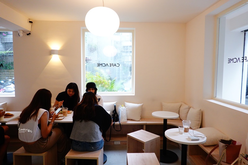 ACME CAFE象山｜全白台北網美咖啡廳+1!象山店新開幕!