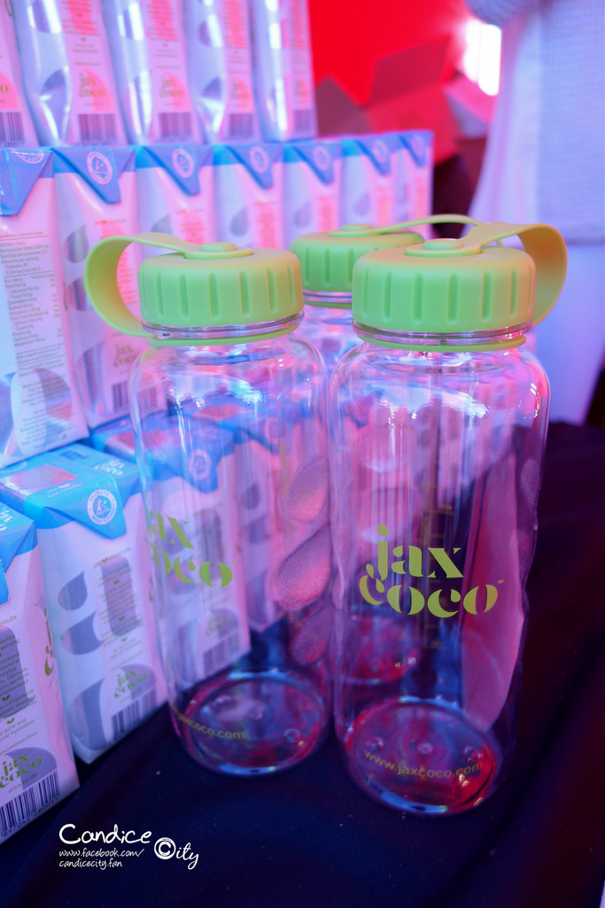 【分享】HELLO KITTY RUN X JAX COCO – 一起時尚地喝椰子水吧!!