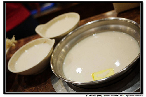 《食記》鍋媽媽日式涮涮鍋 – 大推牛奶鍋