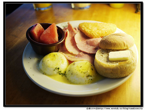 《食記》二訪中西美式餐廳 – 悠閒吃早午餐!