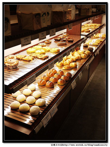 《信義》Johan麵包 – 脆皮巧克力布里歐，甜點與麵包最佳綜合體!