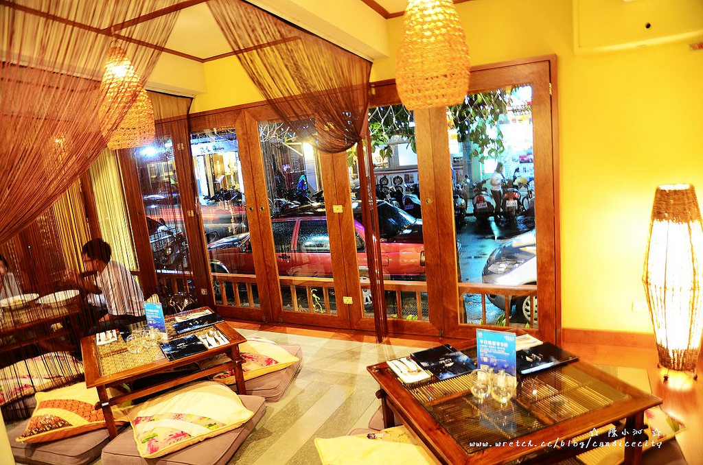 《大直》峇里島主題餐廳 Kopi Bale – 喝小酒、吃美食，好友聊天小聚好地！