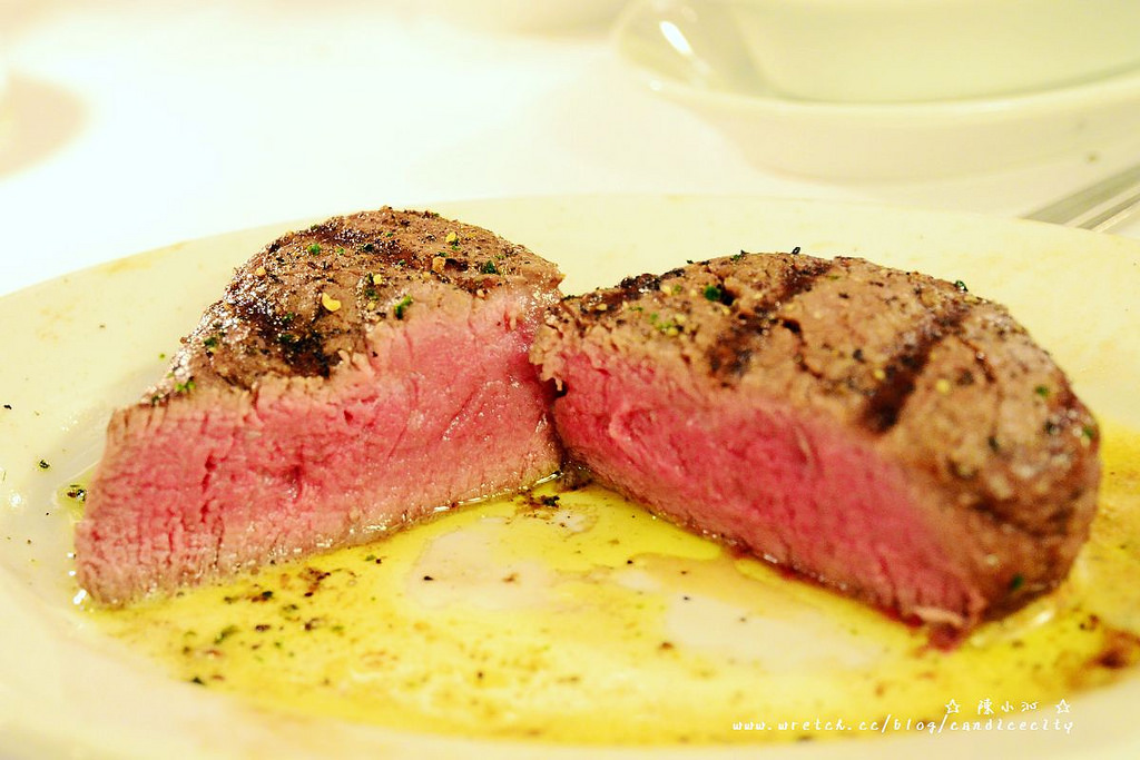 《松山》茹絲葵經典牛排之家 – 肉質鮮嫩、人生必吃一次，令人驚豔的美味！