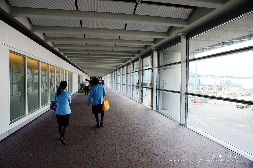 【2012香港自由行】香港機場 – 機場快線、八達通、快線免費接駁車